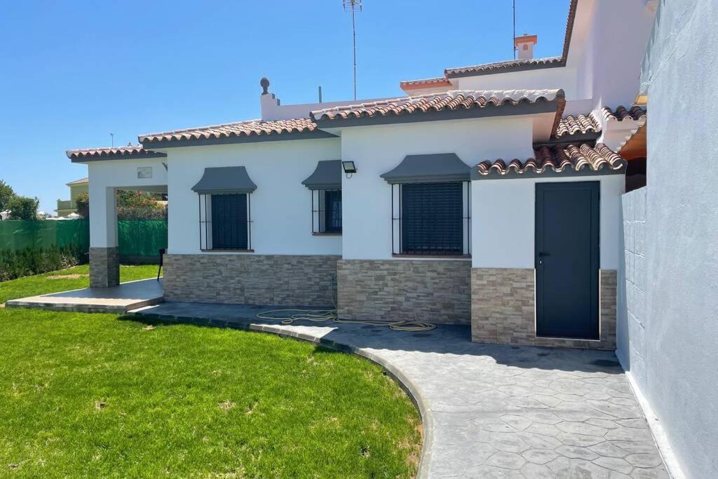 La Juli, Exclusivo Chalet Nuevo, De Lujo Matalascanas Exterior photo